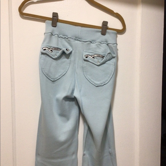 Institute Liberal Jog Suit - Picture 11 of 11